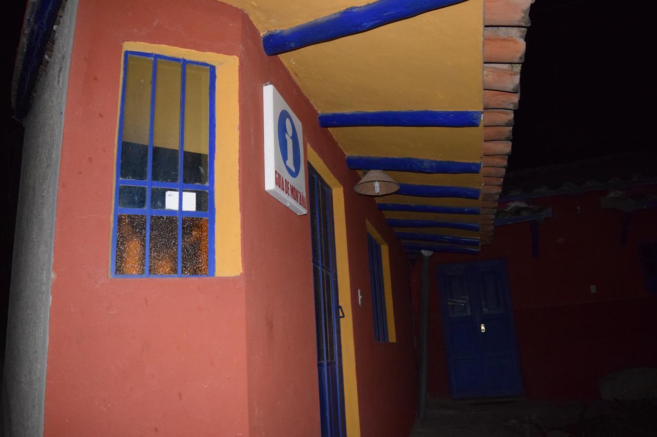 Хостел La Casita De Mi Abuela Mancos Екстер'єр фото